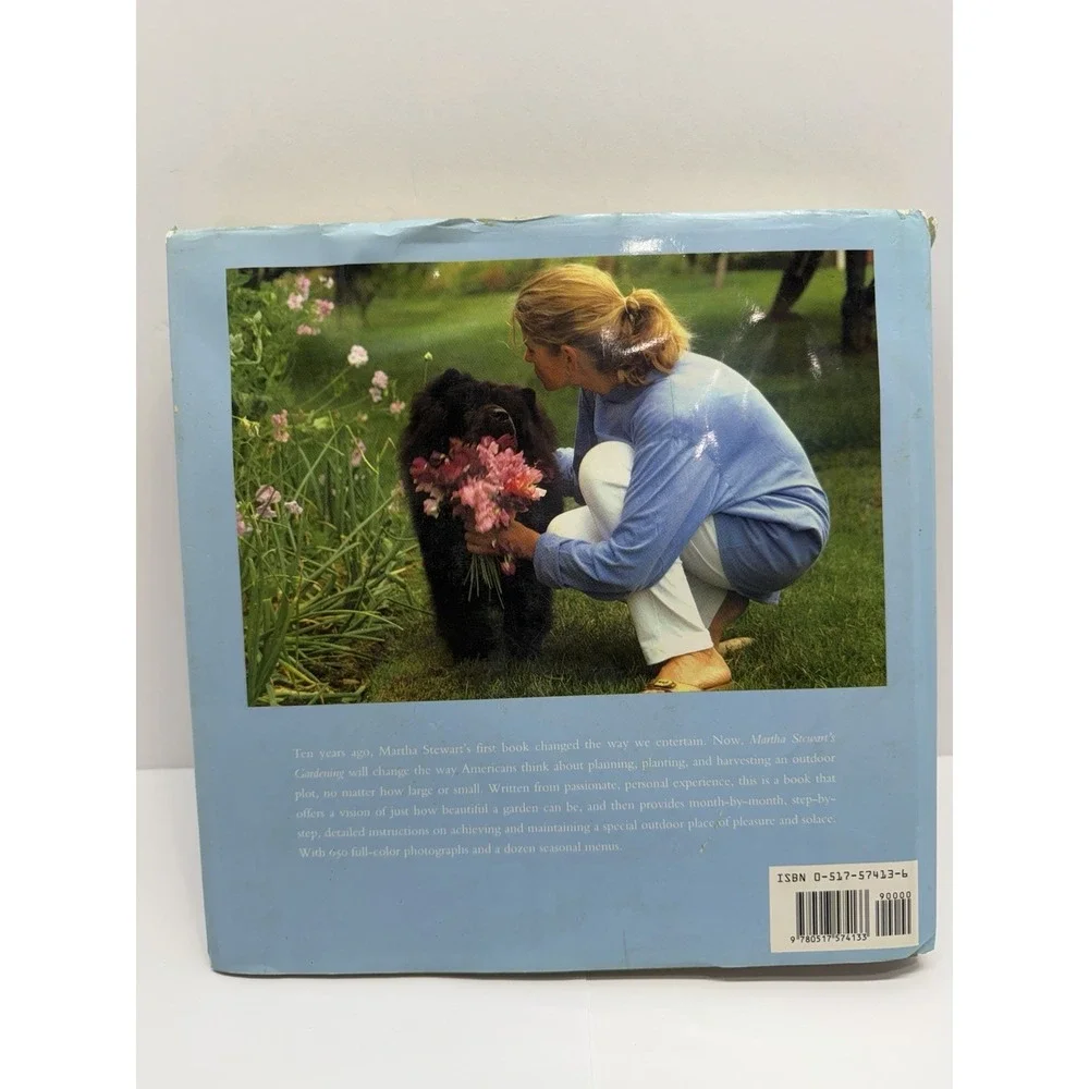 Martha Stewart's Gardening Month By Month 1991 HC DJ First Edition 1st Printing